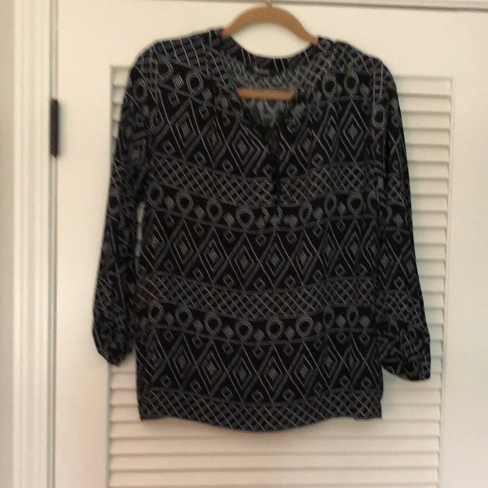 Cute madewell top! Size small.  Can be worn all year long!